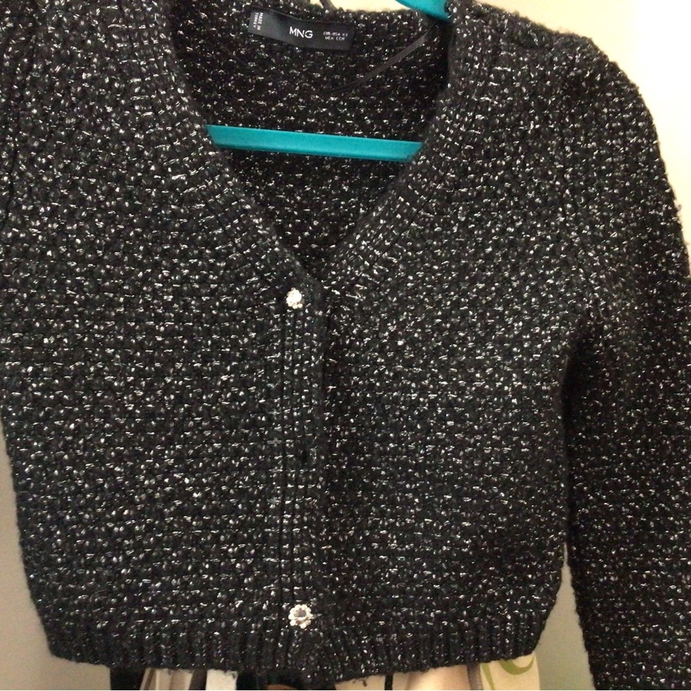 MNG V-neck, cropped cardigan